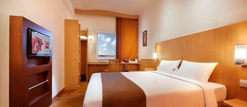 Ibis Airport Hotel Sofia
