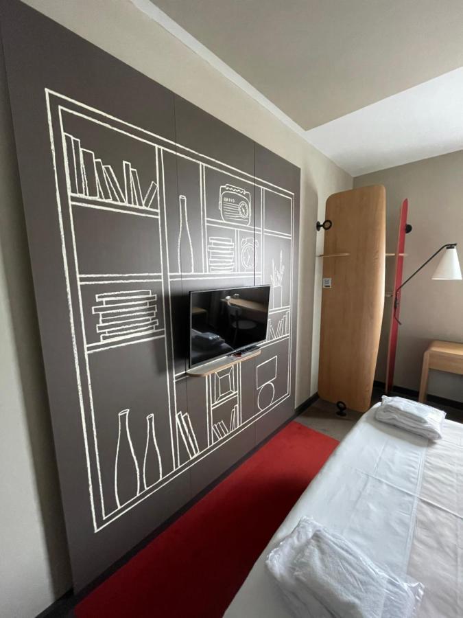 Ibis Airport 3*