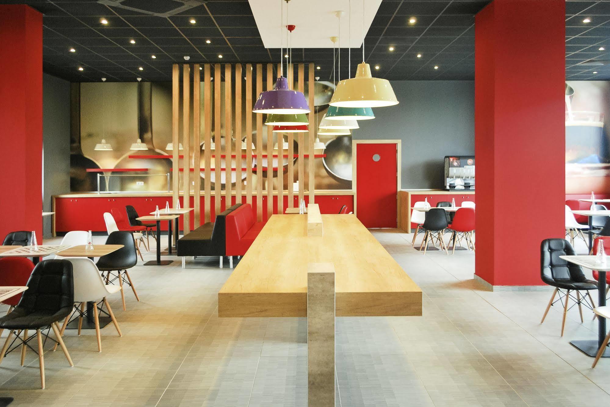 Ibis Airport 3* Софія