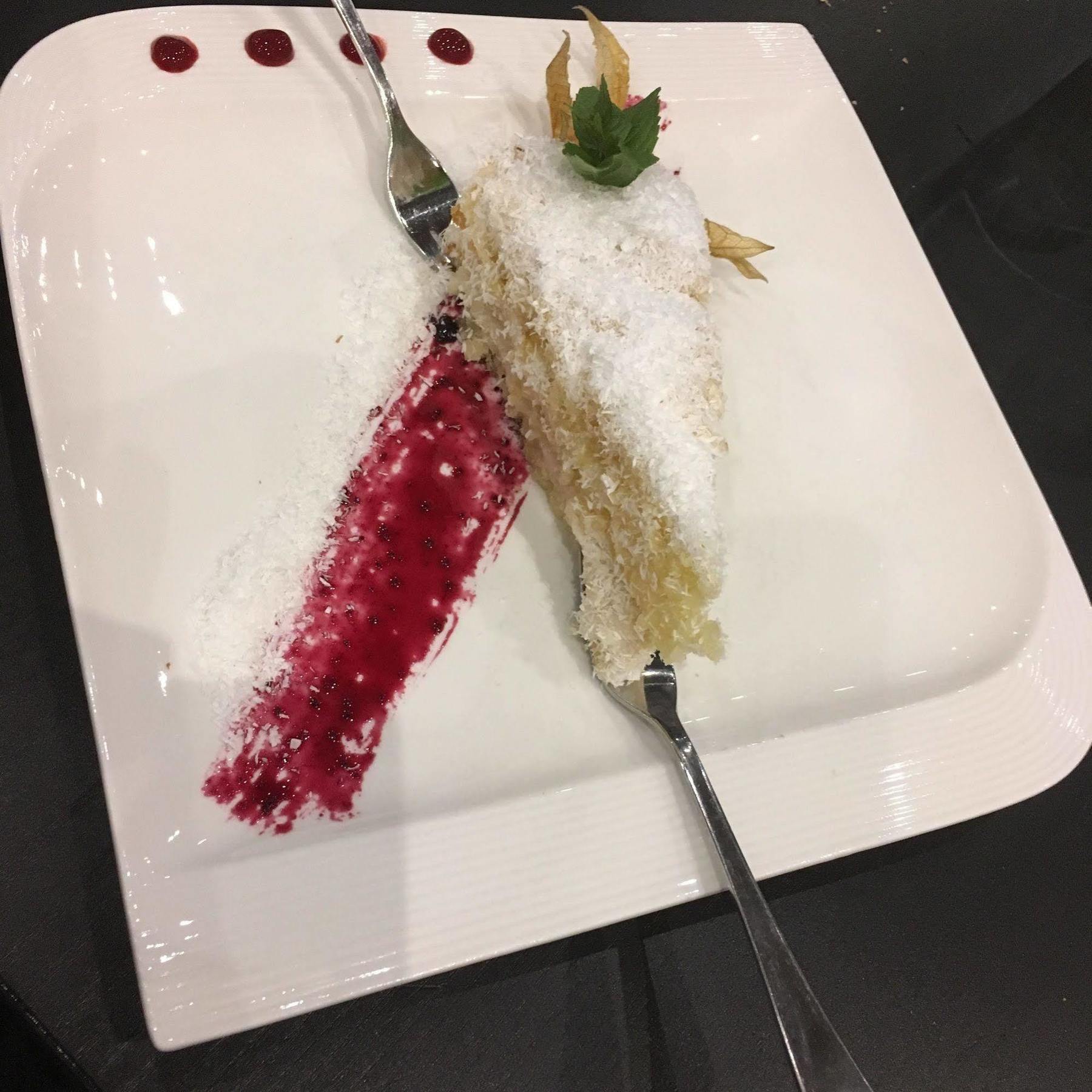 Готель Ibis Airport 3*